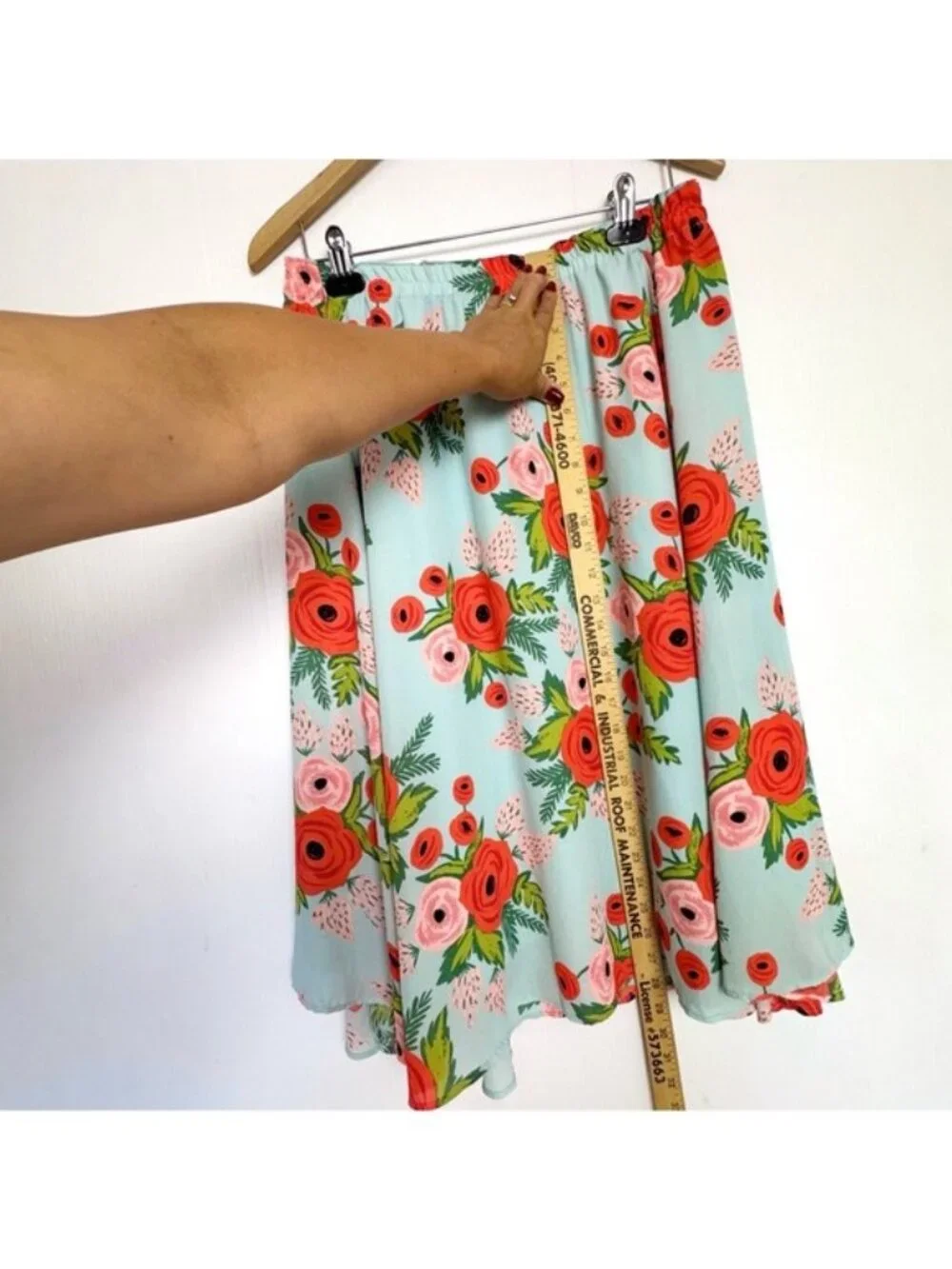 Anthropologie Skirt with Red and Pink poopies Floral Design Small
